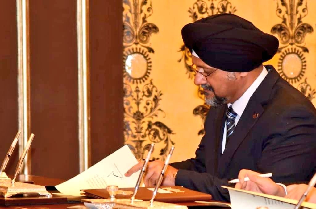 JASAperlis's tweet photo. Congratulations @GobindSinghDeo , Malaysia's first-ever Sikh Minister. 

YB Gobind was sworn in as the Communications and Multimedia Minister.

Congratulations Sir! https://t.co/L47H2mtrH8