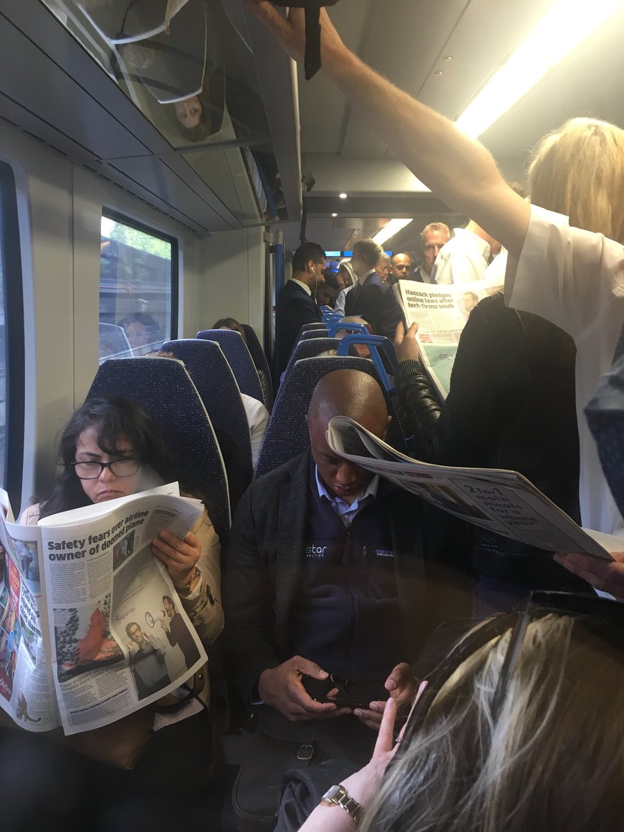 lucylambert24's tweet photo. @TLRailUK packed train this morning from harpenden. Used to be 2 trains now only 1. Well done👌🏾 #Rail2020 https://t.co/ifJaO4dFku
