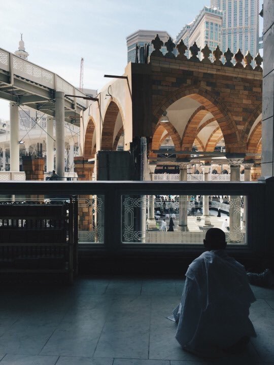 كل المدائن وإن جلّت محاسنها
ليست كـ "مكة" إجلالاً وإيماناً 💚.
#مكه_الان