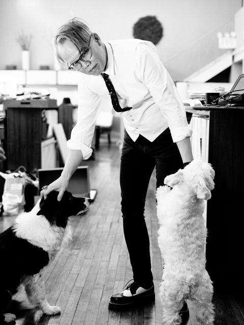 wilsonassoc's tweet image. @wilsonassoc Dan Kwan: NYC’s diversity spawns a wiry, tough sense of inventiveness - New York Business Journal ow.ly/vPCI30k6Ap1 #design #interiordesign #NYC #innovation #creative