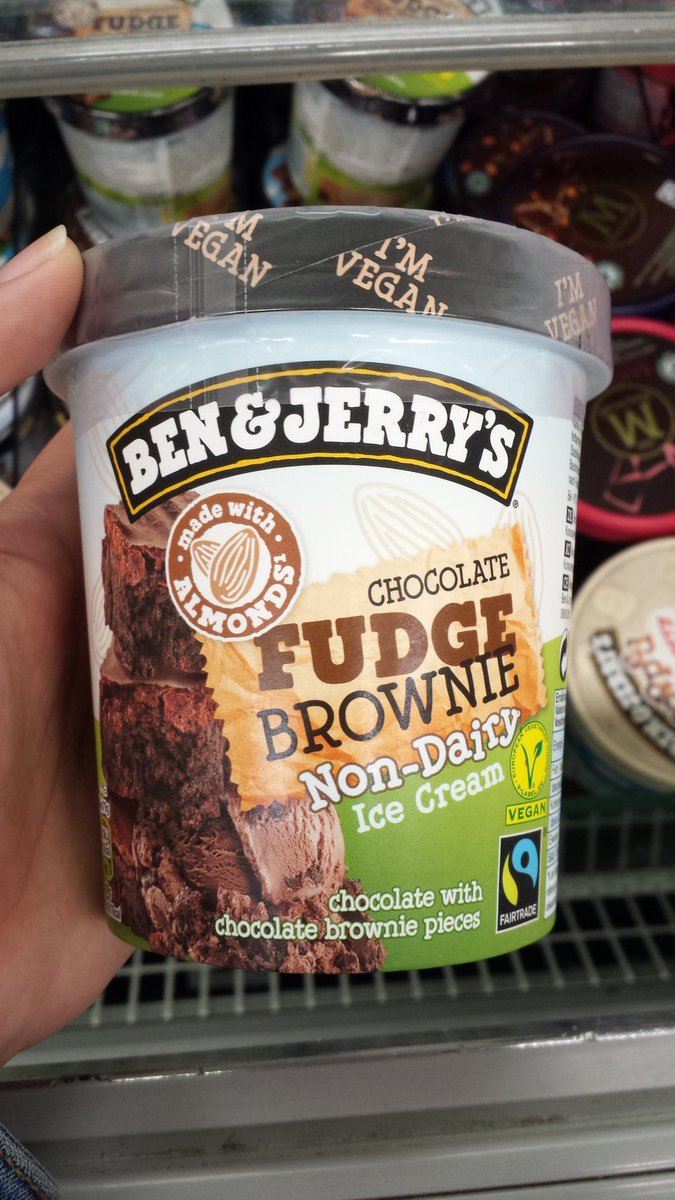 iamcathwow's tweet photo. New Ben &amp; Jerry's Non-Dairy Ice Creams for vegans !!! 😋😋😋 @benandjerrys @benjerryfr https://t.co/H6KcBCUMad