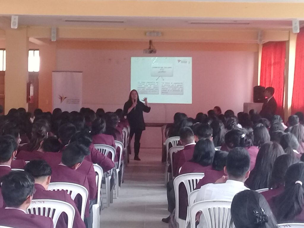 SCPM_ZONAL6's tweet photo. @SCPM_ZONAL6 en coordinación con  @IEPS_Ec realizan capacitación a estudiantes del colegio Alfonso Lituma del Cantón Gualaceo. #SomosSCPM https://t.co/iyWHbBoaYH