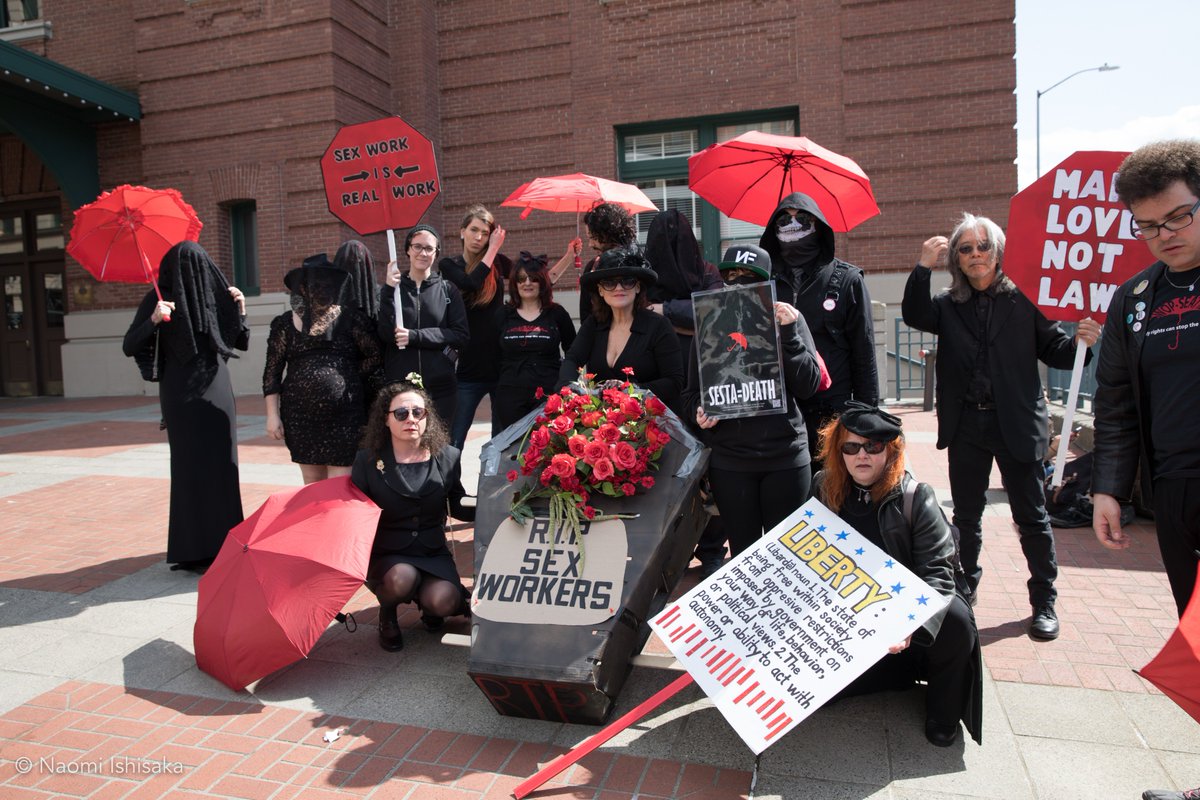naomiishisaka's tweet photo. Images from Seattle May Day 2018 #mayday #maydayseattle #mayday2018 #maydayseattle2018 #gotgreenseattle  #gabrielaseattle #familiesofcolorseattle  #FOCSeattle #rainiervalleycorps #RVC #photography #QTPOC #QTPOCphotographer #wocphotographer #seattle #naomiishisaka https://t.co/nRBIIHa9vI