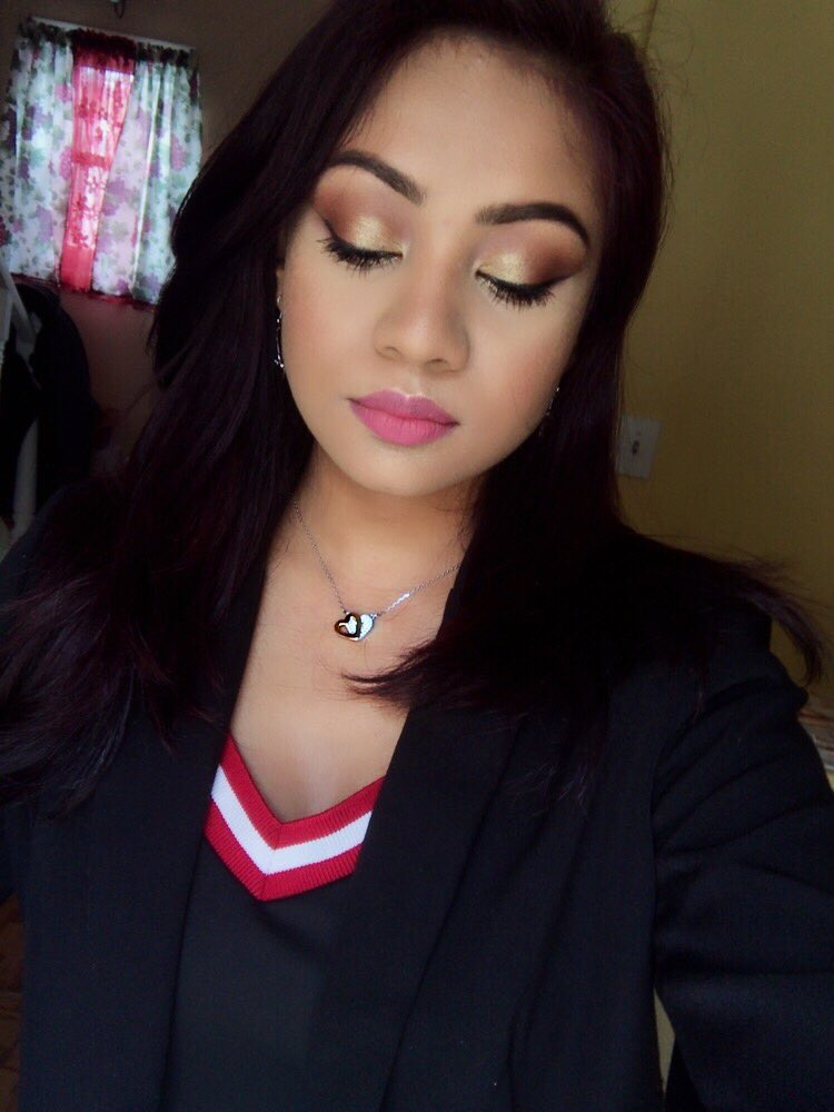mua_raquel_'s tweet photo. Full face of @Maybelline products on my channel #superstaymatteink #supperstayfoundation #agerewind #cityminixshayla #bigshotxshayla #fitmeblush #totaltemptionbrows https://t.co/fZdHJ6hqRe