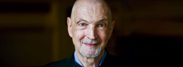 HBRFrance's tweet photo. A 70 ans, @SergeTisseron, psychiatre et docteur en #psychologie, explore les ressorts de l’#empathie mais aussi les dangers des nouvelles technologies : https://t.co/sQOzWBepxE #digital https://t.co/PXGhMC0NnL