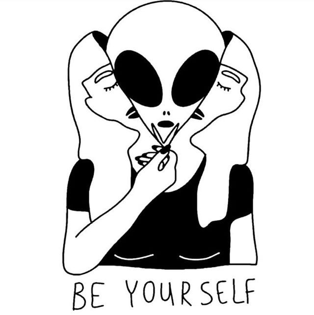 MarshinCo's tweet photo. embrace your inner marshin 👽 https://t.co/vsf3XLYhgL