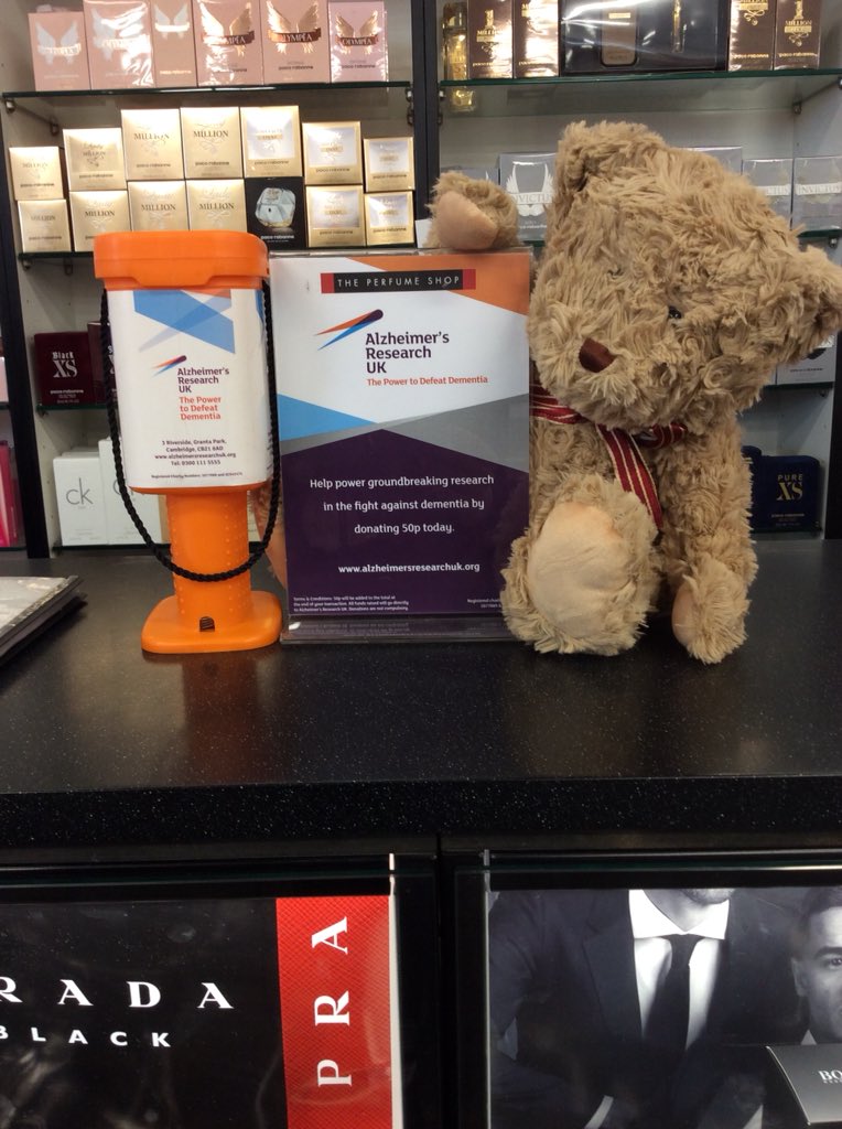 TPS_MKSD503's tweet photo. This is the week of”Run down dementia”therefore we are joining together to help raise money and awareness to support this wonderful charity. So come one down to the perfume shop inside Superdrug @cmk and help fight against dementia by donating as little as 50p! 🏃🏻‍♂️🍊⚔️ https://t.co/53gLlXh50i