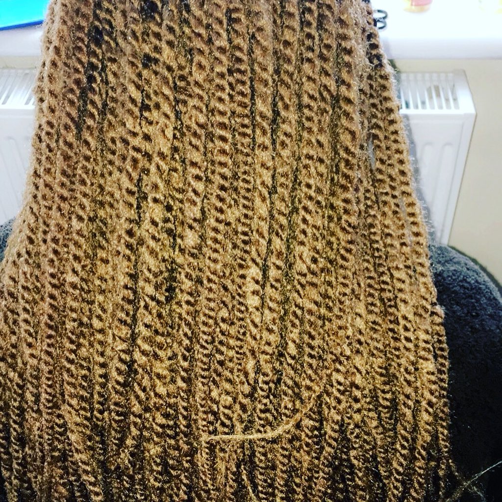 LillianeM35's tweet photo. We are available anytime and everyday of the week so book your appointment NOW.
==================
FOLLOW us on our different page:
Instagram: coiffureettresse and tresse_africaine97
Snapchat: hairstylistm90
Facebook: @coiffure, et tresse africaine
#hair #hairstyle #instahair https://t.co/i73LQSx0F4