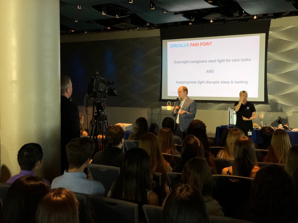 Circalights's tweet photo. What an experience to share the story of the @Circalights team with some of the best and brightest high schoolers in the region! #circalux #design Thanks @BonKu and @JeffInnovation for the opportunity! https://t.co/IvEj5ccdOs