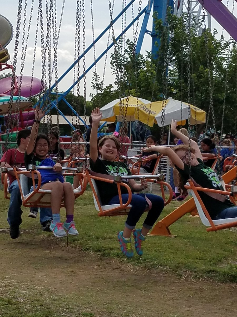 MrsPattonsMusic's tweet photo. More fun at Sandy Lake #wearedegan https://t.co/yxomZv16fO