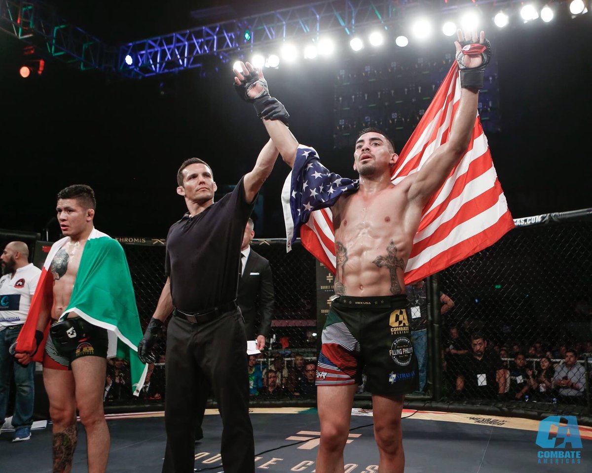 combateglobal's tweet photo. @andresqmma proved himself one more time inside La Jaula. Who do you think should be his next opponent?
#CombateMEXvsElMundo https://t.co/NvyNJtiD51