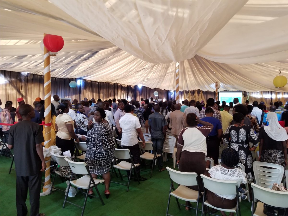 maxintlllc's tweet photo. 👉 Max Monday! The #MaxAfricaRising is on 🔥🔥🔥 Check out the jam-packed rooms throughout the entire tour! The momentum is 🌊 building, and it all leads up to the BIGGEST event this Saturday in 😎 #Abuja! #MaxGlobal #SuccessWithSignificance #MaxMomentum https://t.co/xMRSudeMnC