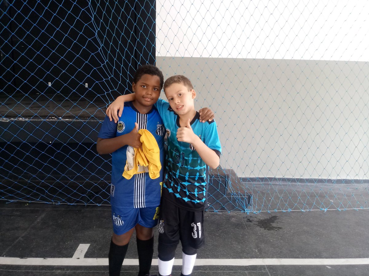 AngeloL64661732's tweet photo. Milsinho Paredão e seu amigo Wolner vamos lá se escrevao em seu canal MILSINHO PAREDÃO https://t.co/EgSCRPRmql