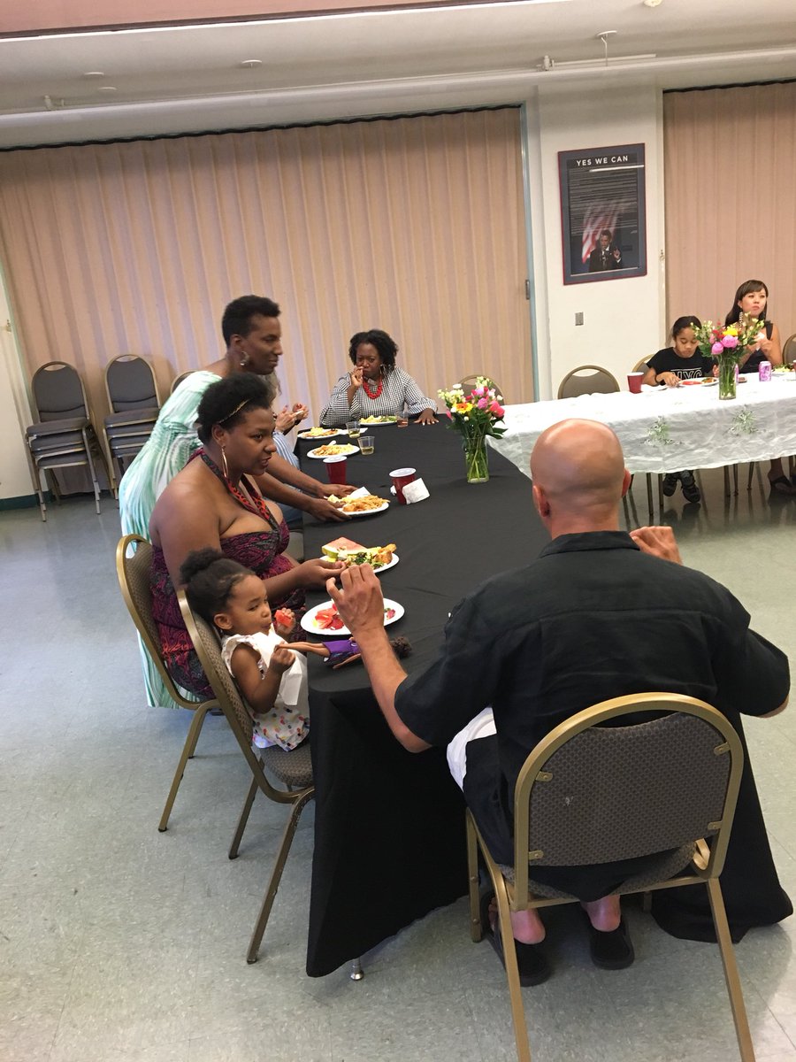 cm_debi's tweet photo. Community. That’s the only way we can live in this world. Holding space for Black and Brown people to create. Had a beautiful night with beautiful people sharing in beautiful Community. Stay tuned for next Sunday Dinner at The DunbarPavililon #theDunbar #theDunbarCommunity https://t.co/IL68NF9YTN