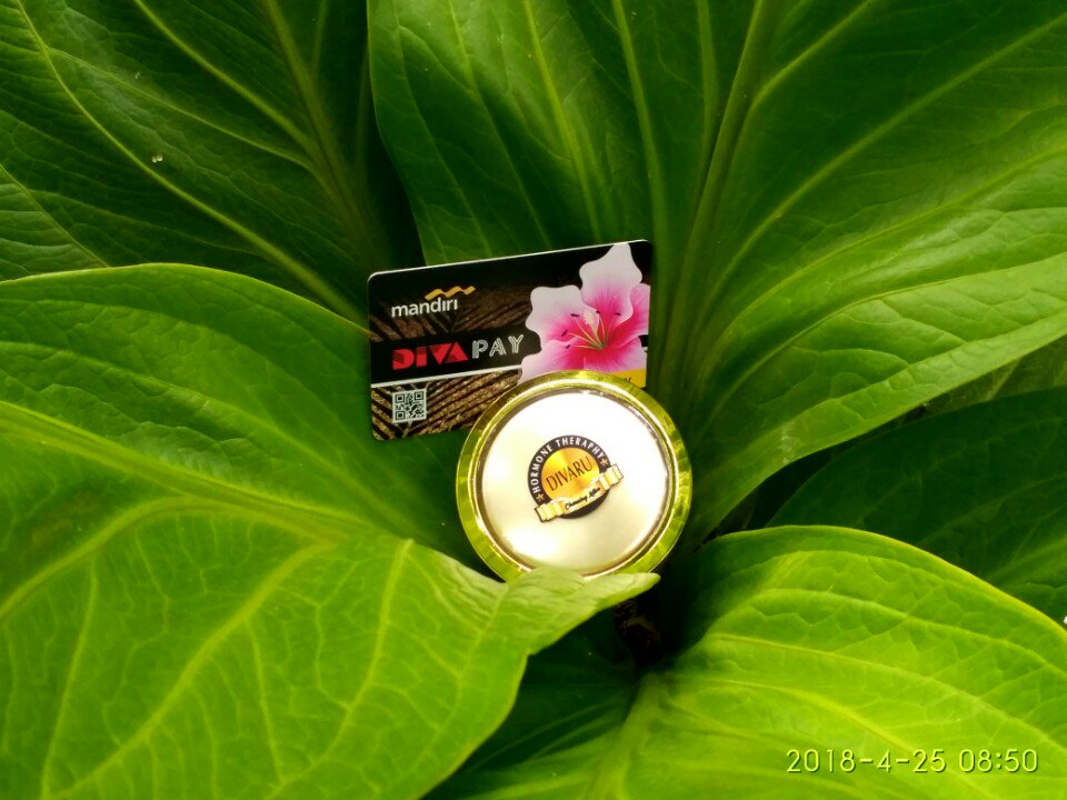 Divaru2's tweet photo. Lotion terbaik saat ini lebih praktis simple dan sangat ekonomis #divaru #divapay #ODOC #DiaSibukKerja https://t.co/iOF6JfQUVz