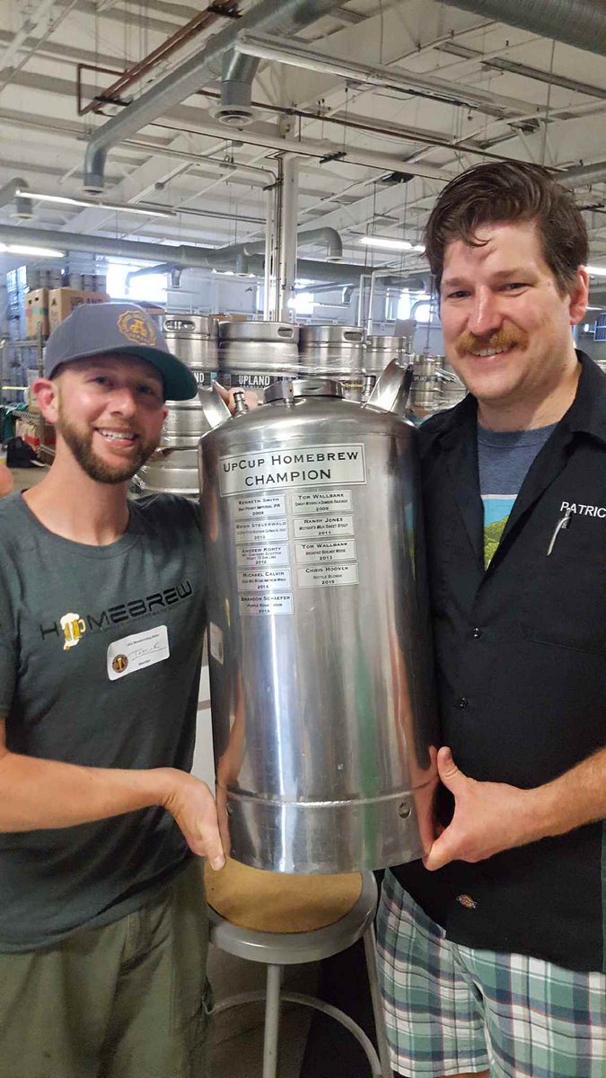 UplandBrewCo's tweet photo. Congrats to #UpCup winner Taylor Brummett with his "Freedom" Scottish Export! 2nd place went to Nathan Pollard w/ "Killer Collie" Kolsch &amp; 3rd to Rod Myers w/ "Foxy Brown" English Porter. #homebrewers #UplandUpCup 🍻🏆 https://t.co/LEK1T2NmFR