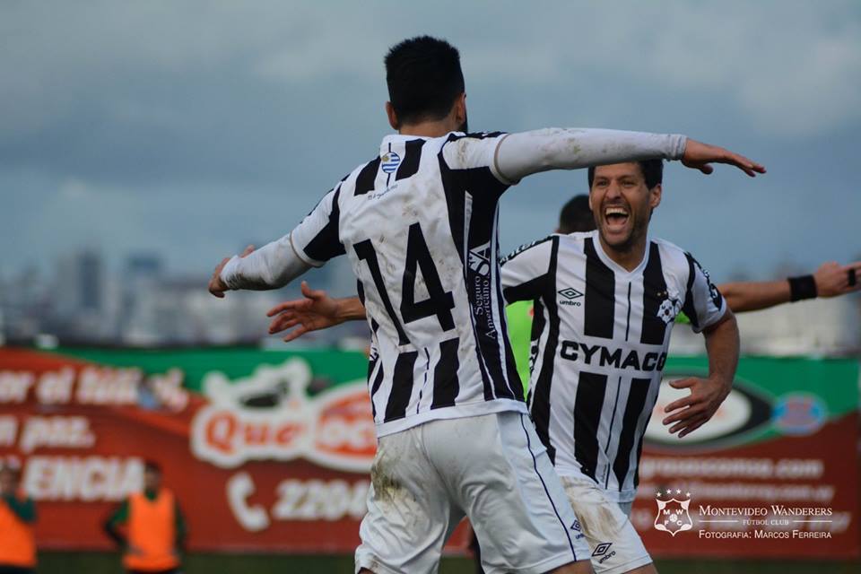 WanderersUy's tweet photo. 🏆⚽ Rampla Jr. 2-3 Wanderers por la tercera fecha del #TorneoIntermedio 2018 https://t.co/QiCtsVRlpi