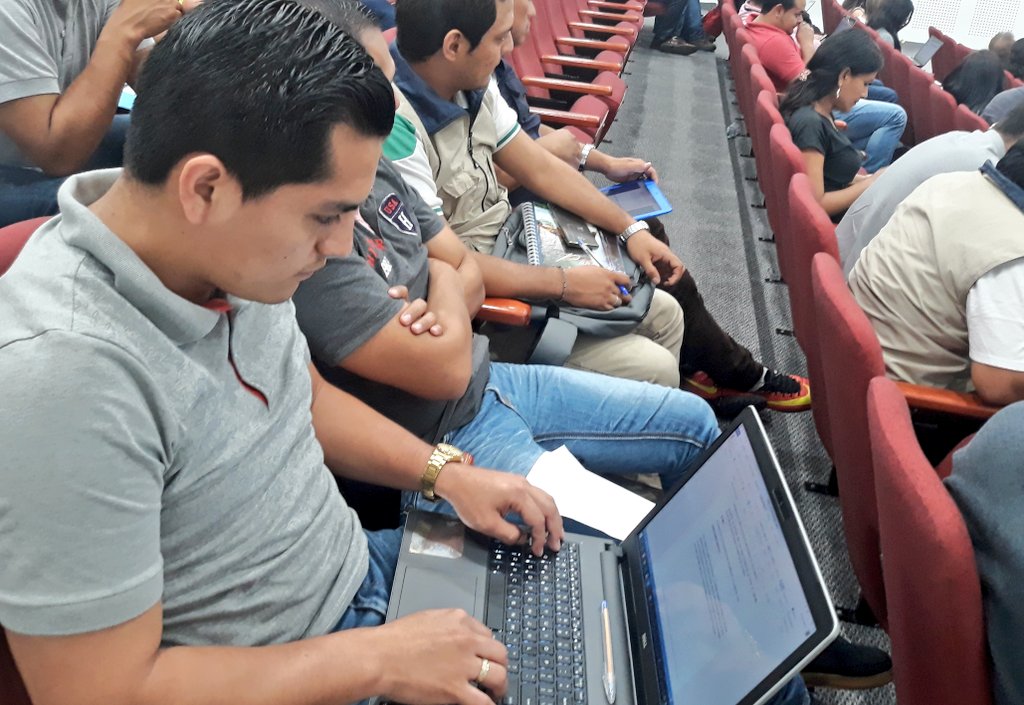 IST_TSA_CHILA's tweet photo. [FINALIZA] Personal docente y administrativo @IST_TSA_CHILA e @ITSCALAZACON reciben curso de INVESTIGACIÓN CIENTÍFICA E INVESTIGACIÓN TECNOLÓGICA COMO COMPONENTES PARA LA INNOVACIÓN brindado por el @InstitutoAloasi | #PromoviendoExcelencia #InstitutosStoDgo https://t.co/HDp5aORKjs