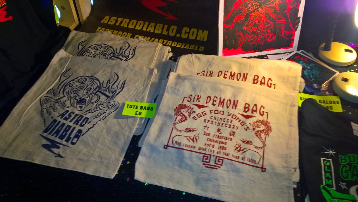 AstroDiabloHQ's tweet photo. It's been another fantastic @Horrorconuk!Massive thanks to Wendy & Gill,and kudos for keeping the original and best UK horror event ahead of the pack #horrorconuk #ironsphincter #astrodiablo #zombiecaricature #horrorart #horrorillustration #6demonbag #sheffieldissuper #sheffield https://t.co/DM4EhTnoJm