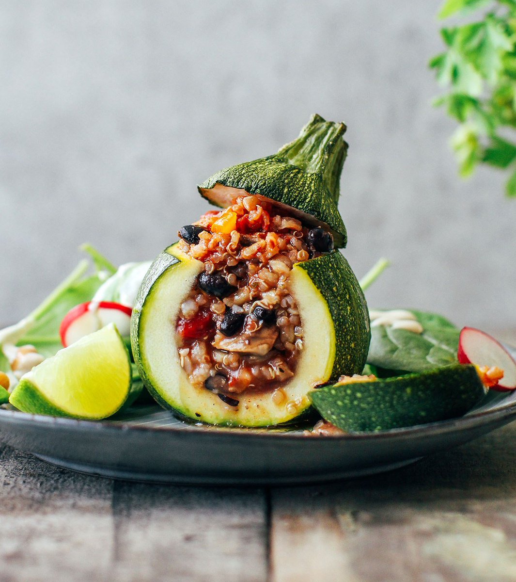 Glutenfreeda's tweet photo. How about some #StuffedVeggies for dinner? This Three-Grain #Enchilada Stuffed Zucchini recipe from Full of Plants is not only delicious and filling but each serving comes with an adorable top hat. 🎩 🙌
Find the recipe here: https://t.co/uGMk75OUfQ https://t.co/LBfL0BUd3c
