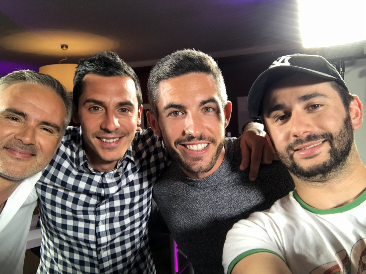 Un grand merci à <a href="/AzurTV_/">Azur</a> pour son invitation dans la Grande Émission ! Un moment inoubliable à retrouver dès demain matin 7h sur le canal 31 de la TNT dans le 06 ou sur leur site : azur-tv.fr
On parle de mon expérience #mariesau1erregard et de mon asso #uvdo 💫💙