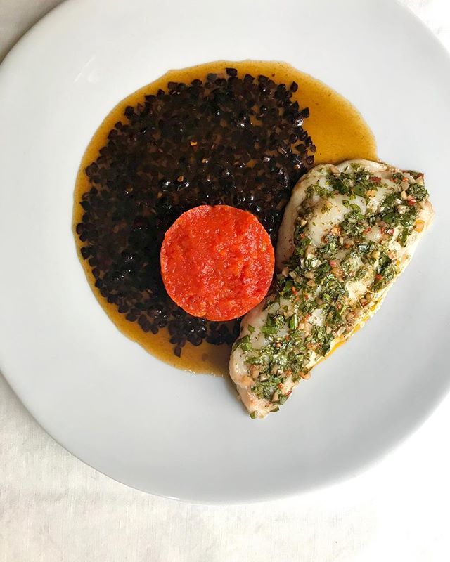 •Sheepshead gently cooked on the half shell, Appalachian Tomato Gravy and Huguenot Petit Vert • ift.tt/2Iyxpkl