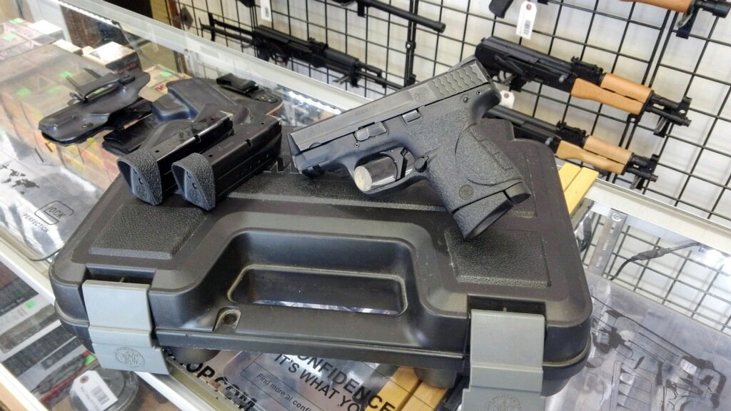 JuggernautArms's tweet photo. #DailyDeal $359 #SW #MP9c (3) mags apex trigger +2 holsters #gunsdaily #Nevadasbest https://t.co/eu4GMeupGg