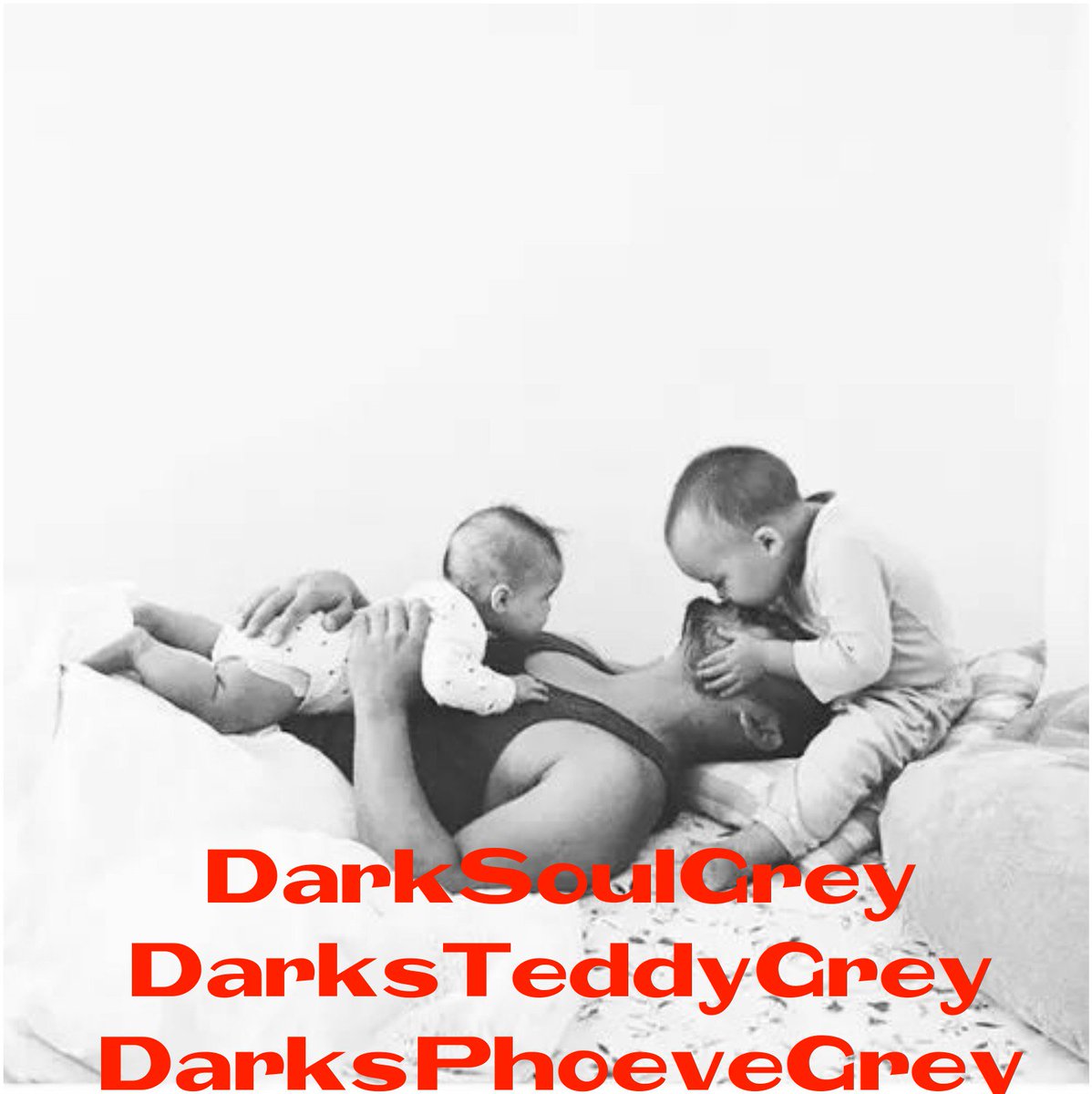 My mornings with my three loves. <a href="/DarkSoulGrey/">Christian Grey</a> <a href="/DarksTeddyGrey/">Theodore R Grey</a> @DarksPhoebeGrey Christian is such an amazing father. I would not have this any other way. Nor would I want to do this without him.