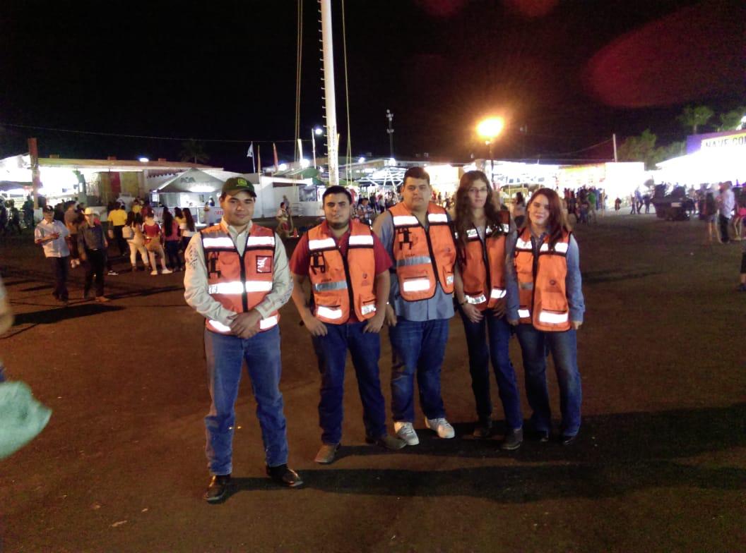 dgba_sonora's tweet photo. Durante la #Expogan2018 Hermosillo, los #ObservadoresCiudadanos vigilaron la #No Venta, Compra o Consumo de Bebidas Alcohólicas a menores de edad.
#YaNoLesHagasElParo. https://t.co/prto7FLf86