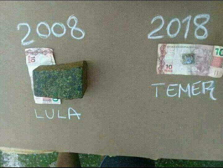PalaFrases's tweet photo. TIJOLO DO HULK #LULA2018 https://t.co/drwpoEBRoU