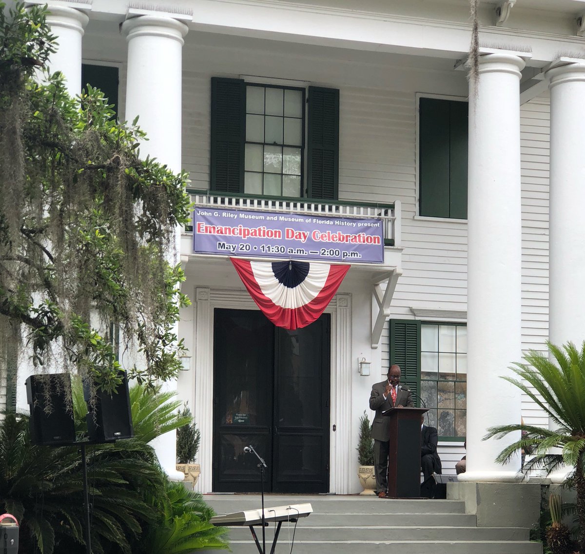 JohnRileyCenter's tweet photo. Just in case you missed it! The emancipation day re-enactment was a success! #emancipationdayfl #emancipationday #jgrcm #usct https://t.co/W8jOk61pv5