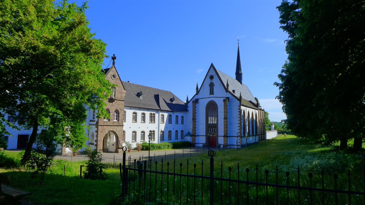 Stanislaus2210's tweet photo. Ich war heute Vormittag in der #Abtei #Mariawald, die bald geschlossen wird. https://t.co/p6CxtHESC6