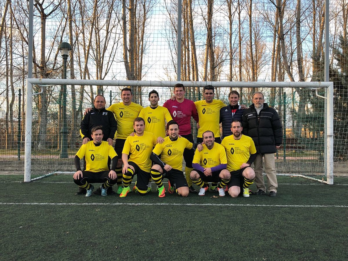 AJTorresReg's tweet photo. Hasta siempre equipazo 😢

🏆🥇AUPA POLI TEAM 🥇🏆

❤️💛💜💛💜💛💜💛💜❤️ https://t.co/GaSgNGGF8A