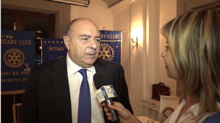 ‼️ Caso #Reina #Cannavaro 
L’inchiesta potrebbe allargarsi al calcioscommesse. Lo ha detto al @tgr_campania il Procuratore #Federcalcio #Pecoraro: “Calcioscommesse? Non lo escludo. Le società non rischiano penalizzazioni”
📺 l’intervista di Cecilia Donadio nel tg della notte