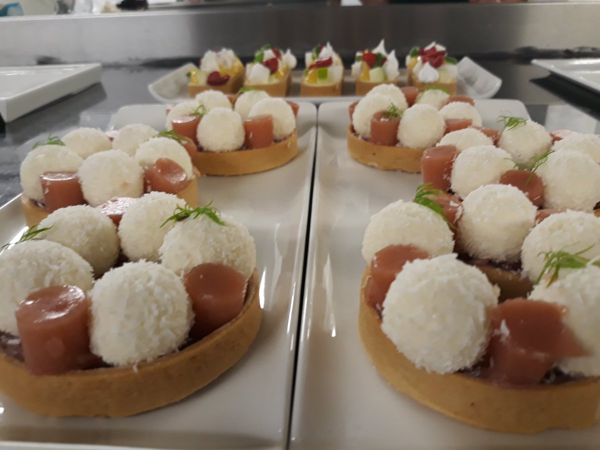 Laroussefoods's tweet photo. WOW!!! What an end to day 1 of our La Rose Noire workshop today!! Stunning desserts, excellent execution & impecable presentation !!! Well done everyone, super team work today ππ #sweettreats #afternoonteadelights #larosenoire #summercollection #comingtoamenunearyou https://t.co/rJBkmQLWGj