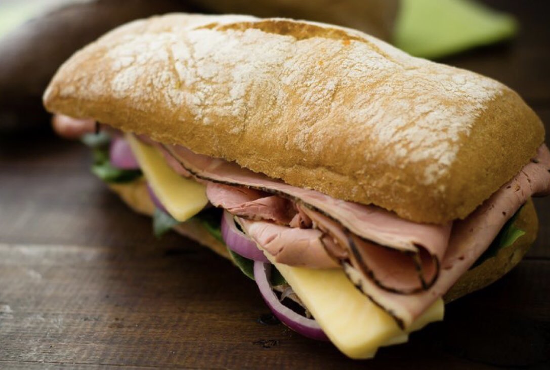 TdeBdeli's tweet photo. Nuestra variedad de Delis... seguro te encantarán 👌🏻😋 

#Deli #EdoMéx #Atizapan https://t.co/xJxQUcD7a2