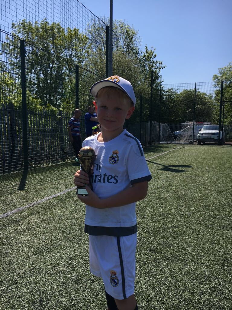 On Saturday the sun was shining and we had another excellent turnout down at NFU academy. Well done Louie who the coaches picked as their trainer of the week. ⚽️⚽️⚽️🏆