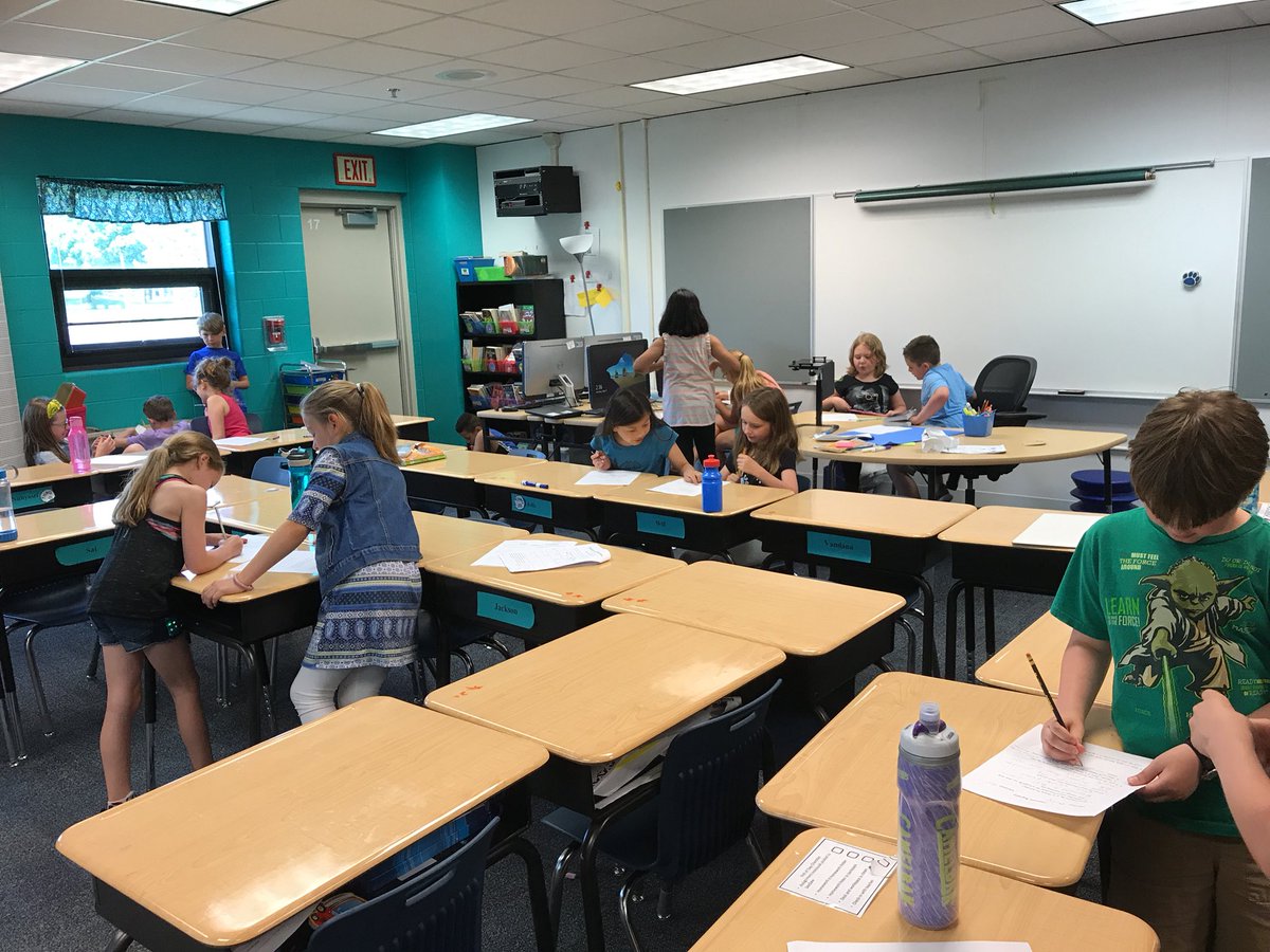 MrsDavidsonOTE's tweet photo. Interviewing 3s from Mr. S’s class for a bio project! We will create posters about each other and will do a pic. walk on Fri! @bvhsherretts https://t.co/ZSB6P33Cyi