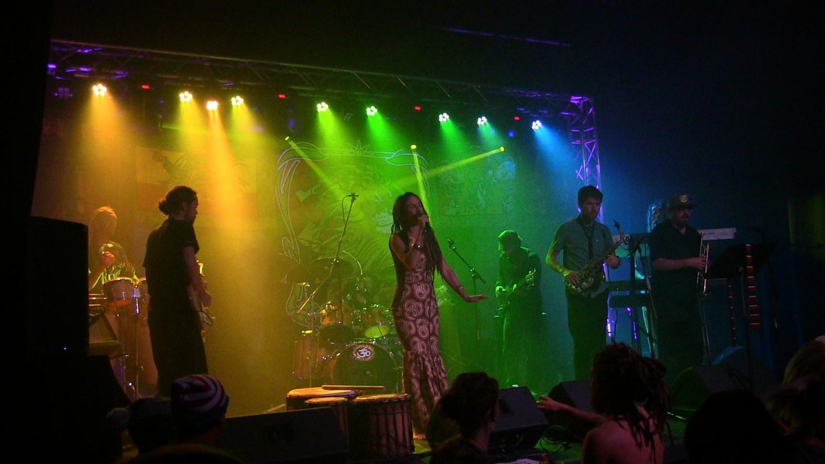 publichousecb tweet media