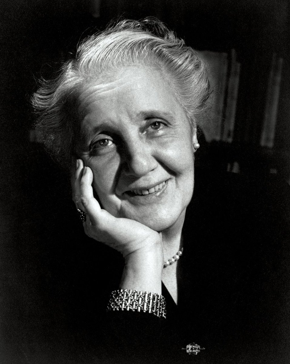 _Hmadness's tweet photo. The entire Melanie Klein archive has now been digitised and is available to study online @Wellcomelibrary #histpsych #histmed https://t.co/bxW9sPpBYy https://t.co/Q7kLOX81z5