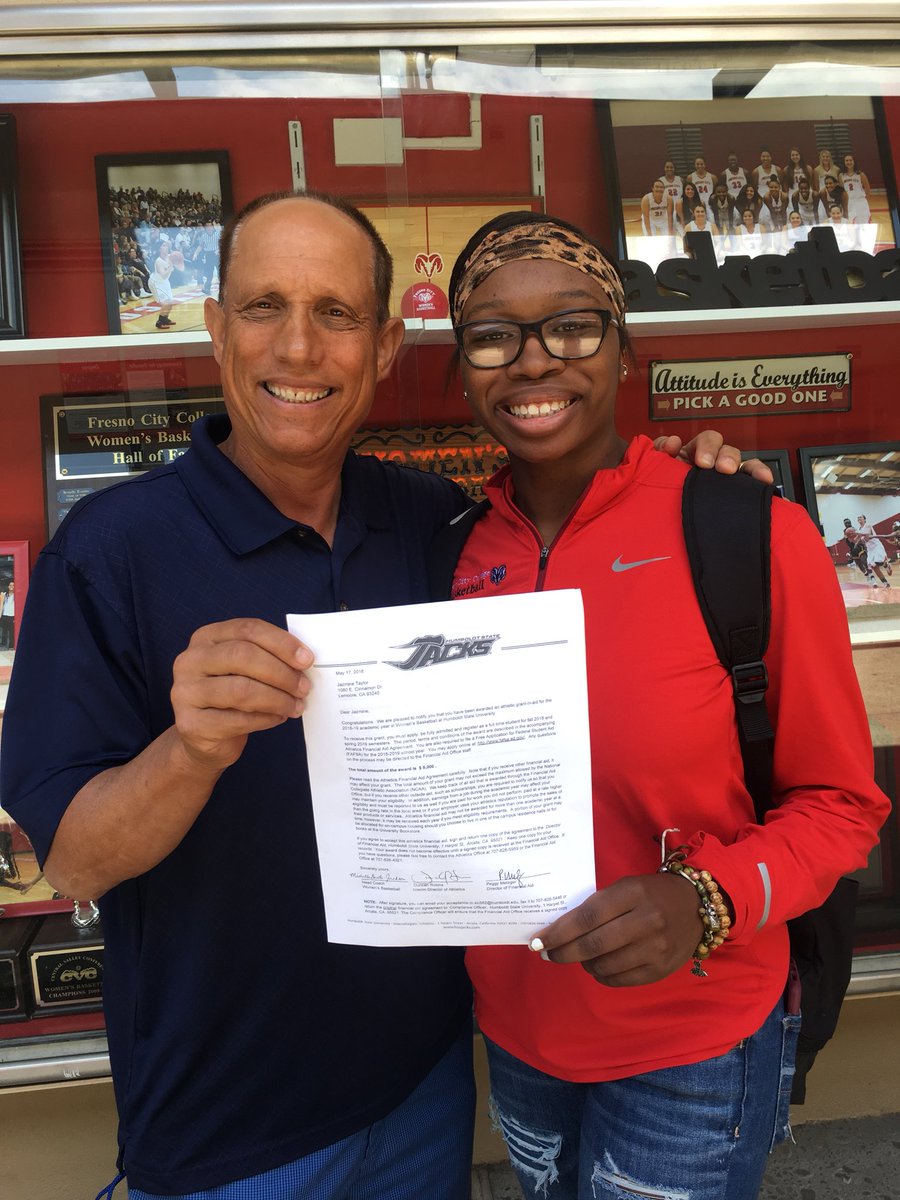 FCC_WBB's tweet photo. Congratulations to our own Jazmine Taylor as she signed her Letter of Intent to attend Humboldt State. Humboldt is lucky to have her. https://t.co/iyyo7pZ0NM