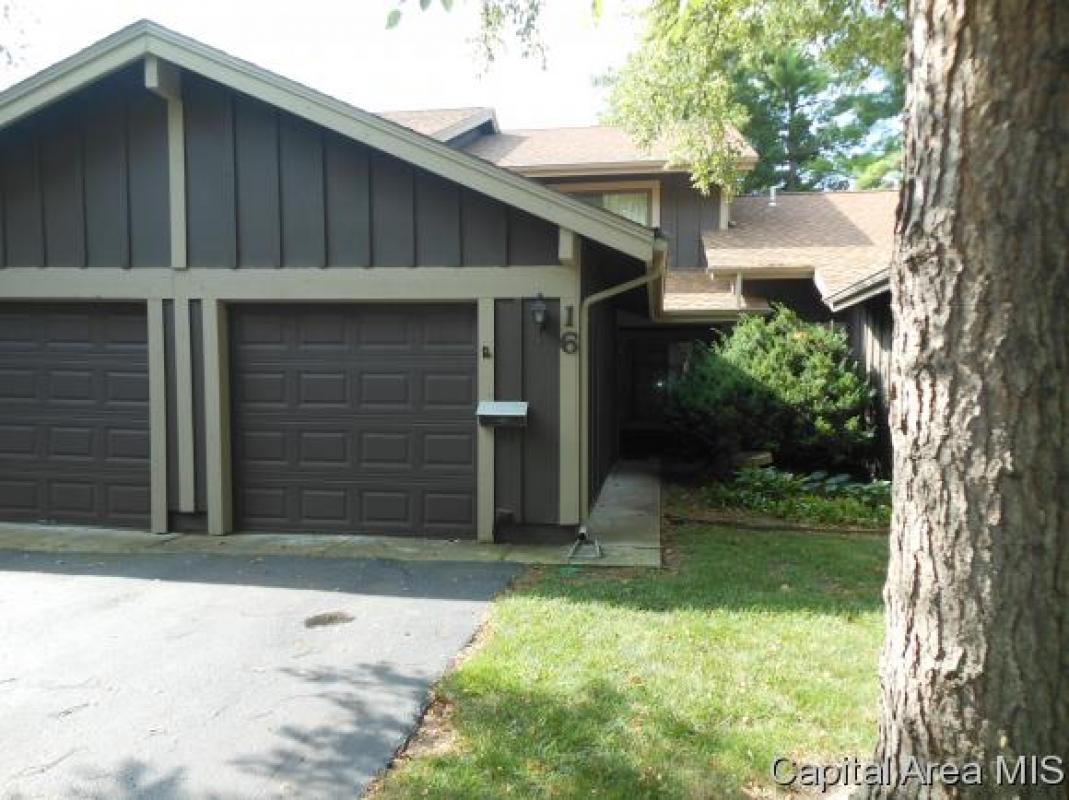 DebbieLewison's tweet photo. I would love to show you my #listing at 16  JUNIPER LN #Springfie... https://t.co/EuTT5lu8nN 
RE/MAX Professionals https://t.co/jgVCwlSJ7c