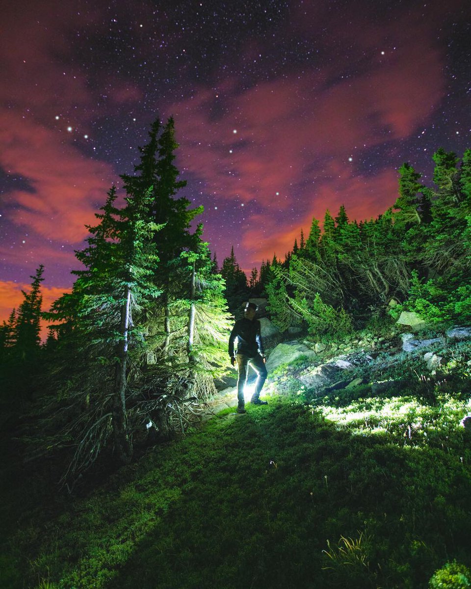 instagram's tweet photo. Rocky Mountains or another planet? 👽 #WHPgetlost https://t.co/iK8YfibeS4 https://t.co/QvuqwjD1d6