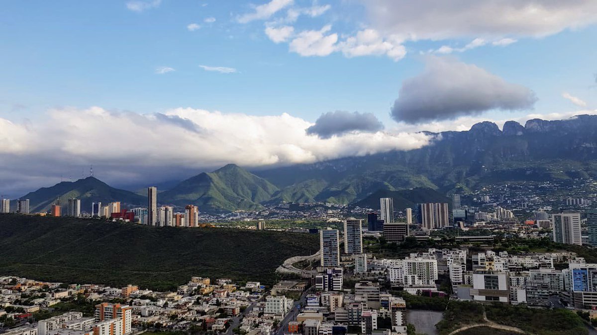 AndresRamirezQ1's tweet photo. Vista de 💯. #Top Nivel 39 https://t.co/RczXnll5hM