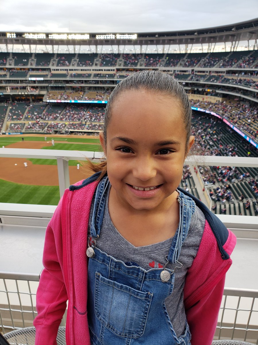 TonyaPinkard's tweet photo. #TwinsPics https://t.co/Ps4jIGja7W
