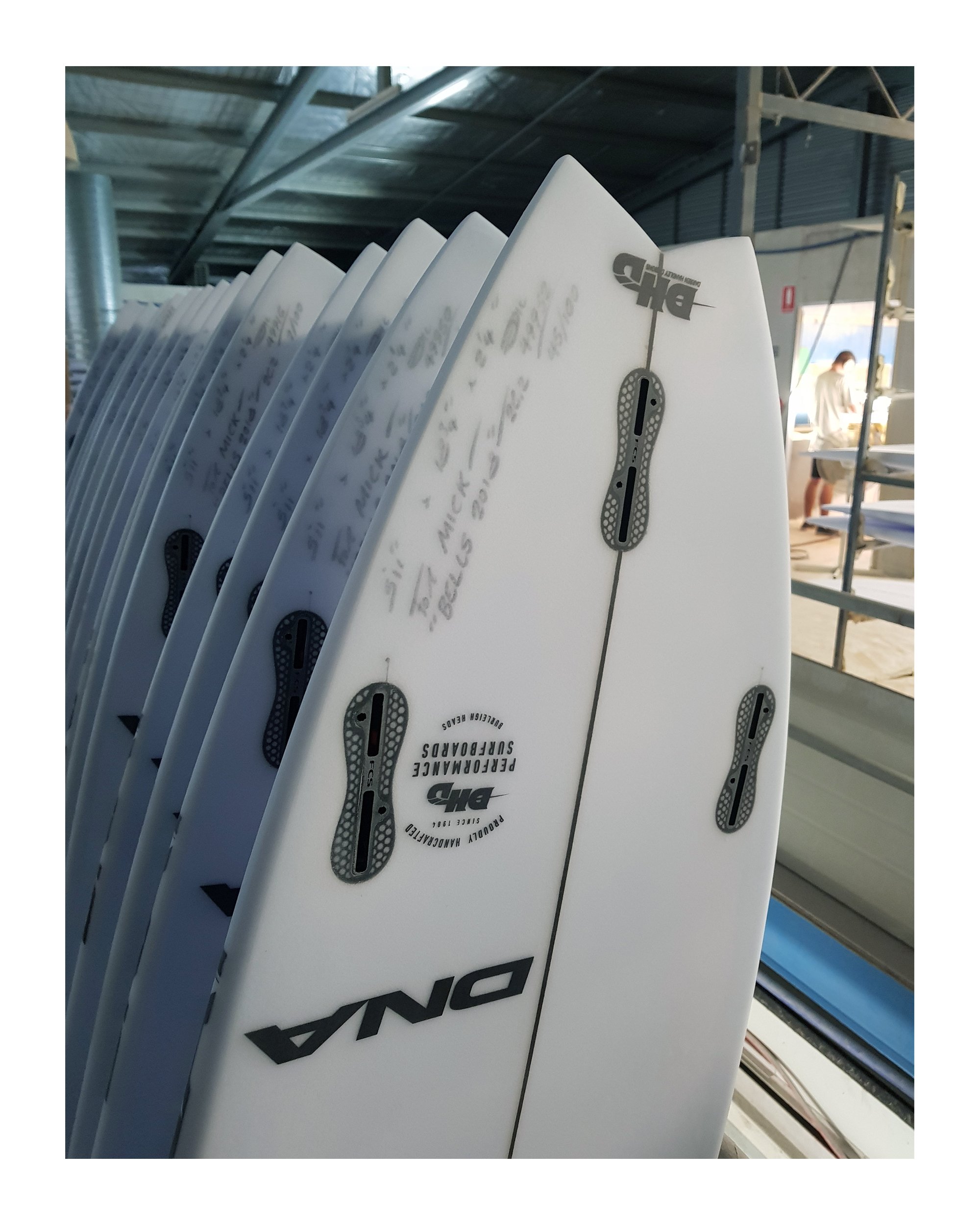 DHD MF DNA スワローテール DHD Surf on X: 