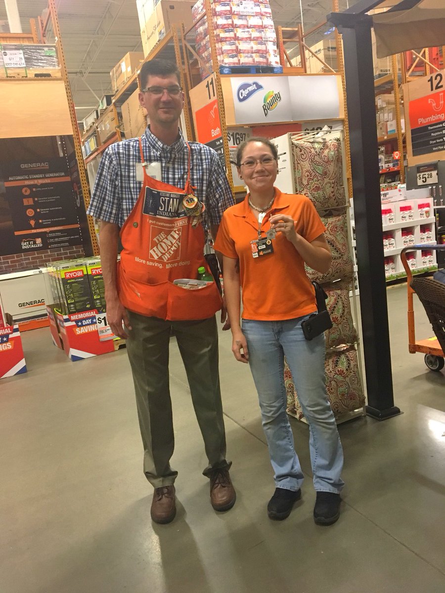 amazingmet2003's tweet photo. Congratulations April MET ASSOCIATE of the Month!!! ⭐️⭐️ BETTY TODD!! @HomeDepotEast  ⭐️⭐️We are proud of you!! ⭐️⭐️ @RICHARDLSEIBER1 @Linville2003 @Sharmarl_King #oneteam ⭐️⭐️ @HDLutz ⭐️⭐️ https://t.co/92hGsDW9Aj