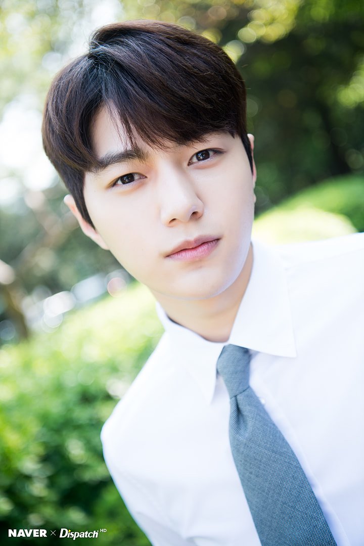 📸 Wouldn't work be better every day if we have a colleague like Kim Myungsoo? 💞 Here are some HQ photos by Dispatch as he prepares for JTBC 'Miss Hammurabi'! <a href="/Official_IFNT/">INFINITE(인피니트) Official</a>