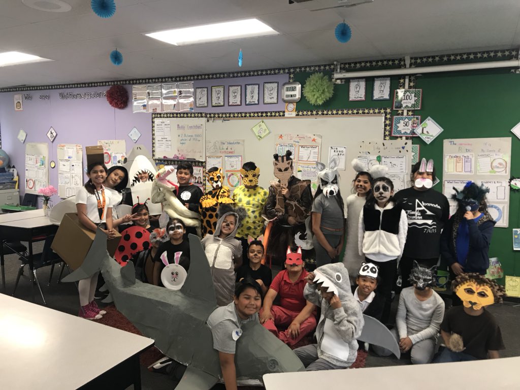 csanroman86's tweet photo. Our Animal Wax Museum was a success! #learningisfun #feastercharter #feasterlearns https://t.co/XovmR79hAl