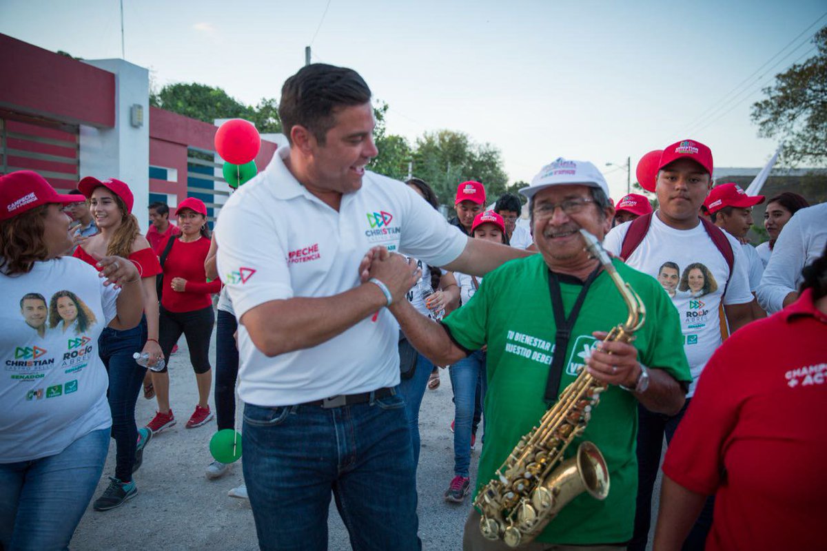 ChrisCastroB's tweet photo. Caminamos ahora por las colonias: Ulises Sansores, Tajonal, Huanal y Las Palomas; muchas gracias a los amigos que se unen a caminar a nuestro lado y a los que nos reciben en sus hogares, con todo este apoyo avanzaremos con m��s fuerza rumbo a un mejor progreso para #Champotón. https://t.co/0m1BV9TMuo
